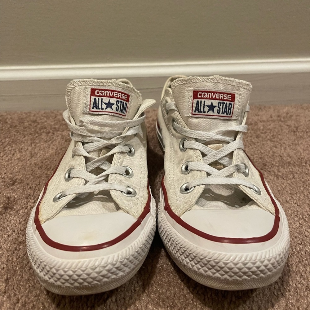 White converse all star